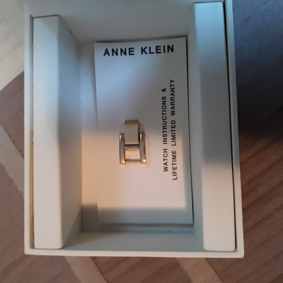 Anne Klein Watch - Picture 6 of 6